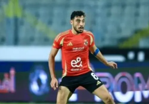 جلسة حاسمة لتحديد مستقبل أكرم توفيق مع الأهلي قبل نهاية ميركاتو الصيف