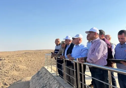 وزيرا النقل والكهرباء يزوران جبل سحابة وعتاقة لتعزيز مشروعات الطاقة المتجددة في مصر