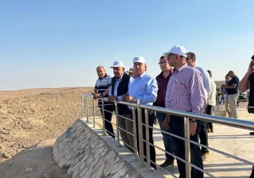 وزيرا النقل والكهرباء يستكشفان فرص توليد الطاقة من الرياح في جبل سحابة وجبل عتاقة بسيناء والسويس