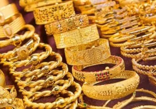 استقرار أسعار الذهب في مصر مع ترقب المستثمرين لقرارات الفائدة الأمريكية المقبلة