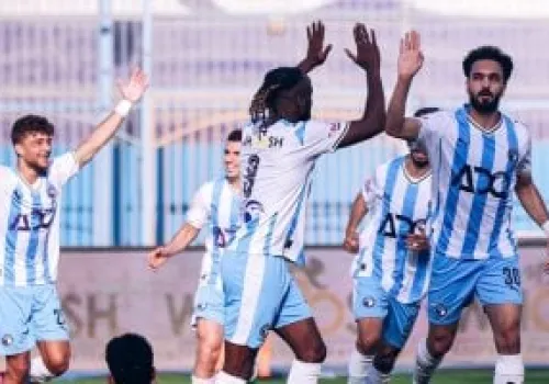 بيراميدز في سباق اختيار المدرب الجديد: خمسة مرشحين وجلسات تقييم يومية عبر زووم