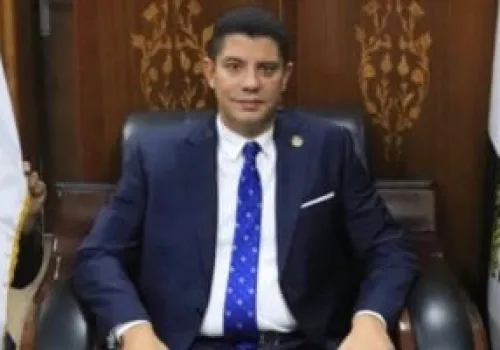 تعيين المستشار أحمد بدوي رئيسًا للجنة استئناف التراخيص باتحاد الكرة وعمرو جميل نائبًا لتعزيز الشفافية القانونية