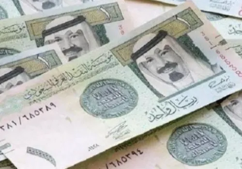 تراجع ملحوظ لسعر الريال السعودي في البنوك المصرية ليسجل 13.25 جنيه
