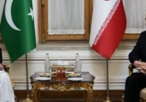 زيارة وزير الداخلية الباكستاني إلى طهران: محاولة للتوسط في التوترات الأمريكية الإيرانية