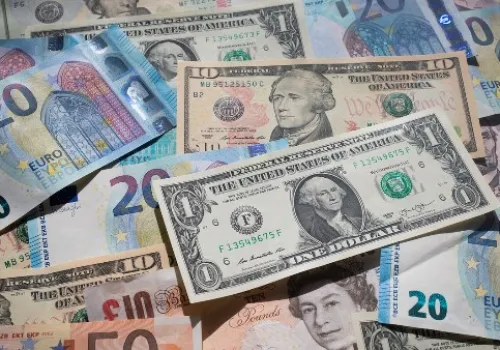 استقرار ملحوظ في أسعار العملات الأجنبية مقابل الجنيه المصري خلال تعاملات السبت