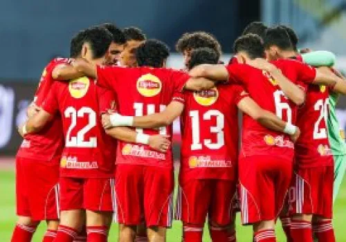 الأهلي يواجه تحديات تأشيرات السفر ويعيد النظر في معسكره الأوروبي استعداداً للموسم الجديد