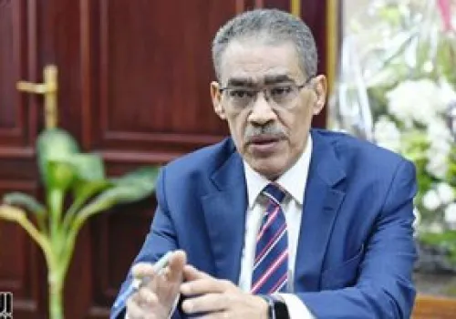 قمة إيفيان: فرص استثمارية واعدة تعزز الاقتصاد المصري وتفتح آفاق التعاون الدولي