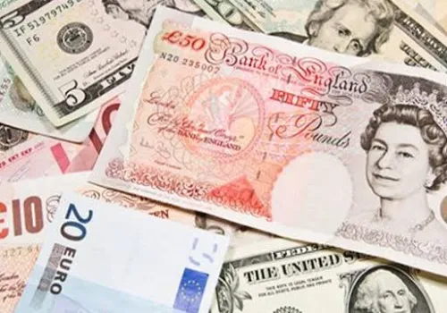استقرار ملحوظ في أسعار العملات الأجنبية: الدولار عند 49.8 جنيه والإسترليني يسجل 66.8 جنيه