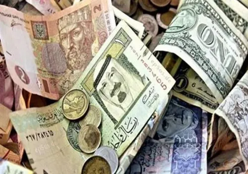 استقرار أسعار العملات العربية في السوق المصرية: الريال السعودي عند 13.28 جنيها والدينار الكويتي 162.37 جنيها