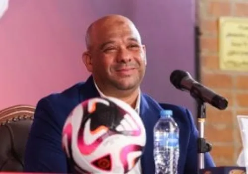 وليد صلاح الدين: الأهلي بحاجة لتقليص عقود اللاعبين 50%.. وتوروب يعاني من ظلم الظروف