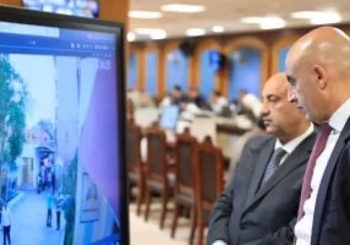 وزير التعليم يضمن انضباط امتحانات الثانوية العامة من غرفة العمليات المركزية