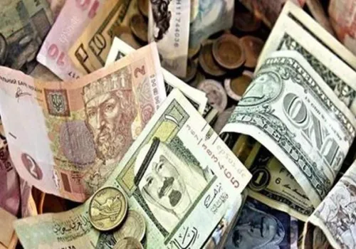 استقرار أسعار الريال السعودي والدينار الكويتي مقابل الجنيه المصري في تعاملات الأحد
