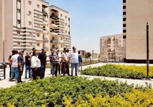 وزيرة الإسكان تتابع تقدم المشروعات السكنية في الشروق والعاشر و4 مدن جديدة لتعزيز الإسكان الاجتماعي