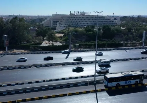 رقم واتساب جديد للأتوبيس الترددي BRT لتعزيز التواصل مع الركاب وحل الشكاوى