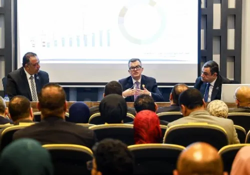 وزير التخطيط يكشف عن نمو الاقتصاد المصري بنسبة 5.1% خلال 9 أشهر ويستهدف 5.4% العام المقبل