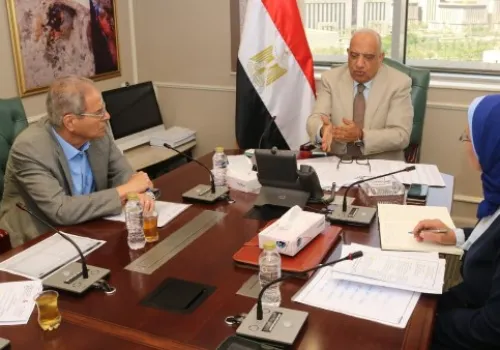 اجتماع وزاري لتأمين الشبكة الكهربائية: تعزيز كفاءة التشغيل والاستعداد لفصل الصيف