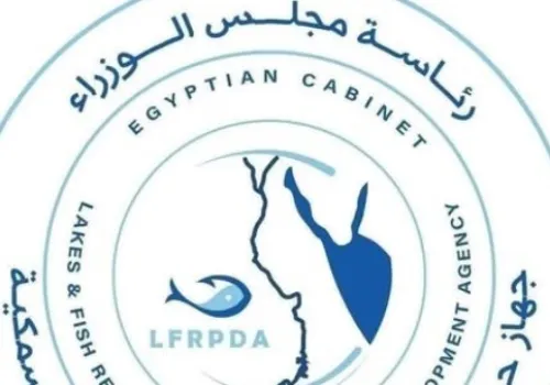 تعزيز التعاون الفني بين جهاز حماية البحيرات والمركز الدولي للأسماك لتطوير مفرخات البلطي في كفر الشيخ