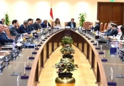 ضرورة التنسيق بين الصناعة والتخطيط لتحقيق أهداف النمو الاقتصادي
