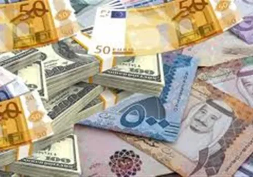 استقرار أسعار العملات العربية أمام الجنيه المصري: الدينار الكويتي يتصدر القائمة بارتفاع ملحوظ