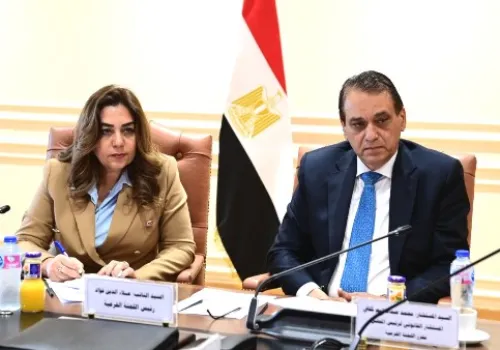 منال عوض: ضرورة توافق قانون الإدارة المحلية الجديد مع التغيرات العالمية المتسارعة