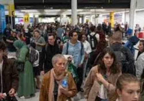 الاتحاد الأوروبي يفرض على شركات الطيران تضمين تكلفة حقيبة اليد في أسعار التذاكر لحماية حقوق المسافرين