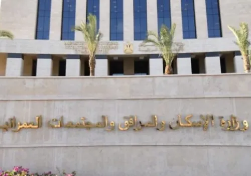 فرص استثمارية جديدة: بيع محال ووحدات إدارية في مدن بدر والمنصورة الجديدة والعبور