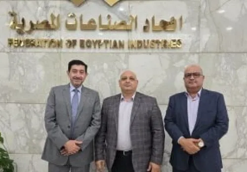 تكريم الشركات الرائدة في مجالات الملابس والكيماويات والنسيج خلال فعاليات متميزة للتعليم الفني في مصر