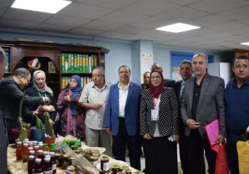 ورشة عمل تناقش أهمية النباتات العصارية والشوكية في تعزيز الأمن الغذائي والتنمية المستدامة
