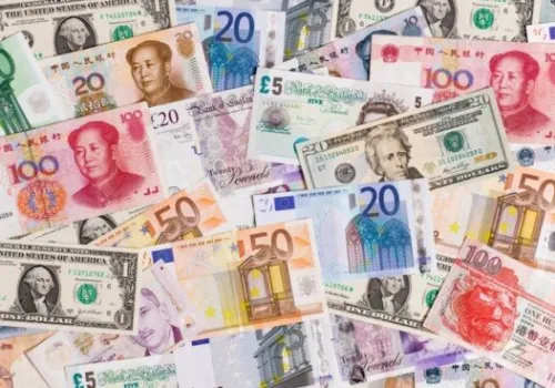 استقرار أسعار العملات العربية والأجنبية في البنوك المصرية اليوم الثلاثاء 23 يونيو 2026