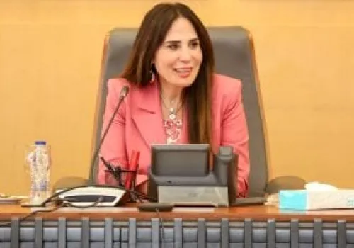 اجتماع دوري لوزيرة الإسكان لمتابعة تقدم مشروعات الوحدات السكنية في المدن الجديدة