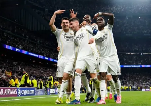 مورينيو يسعى لإعادة 'الكانشيرو' إلى ريال مدريد لاستعادة الروح القتالية للفريق
