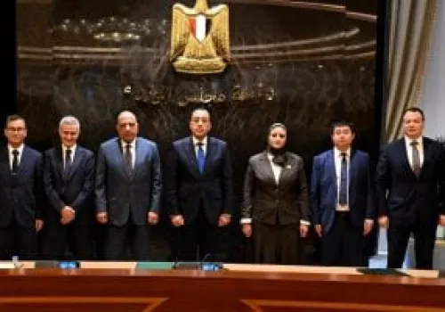 مدبولي يشهد توقيع مذكرة تفاهم لإنشاء مشروع طاقة رياح بقدرة 2000 ميجاوات في مصر