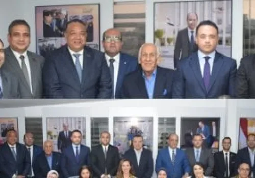 تبادل الآراء بين تنسيقية شباب الأحزاب وحزب الحركة الوطنية حول قضايا وطنية حيوية