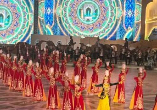 افتتاح مهرجان فن المقام في أوزبكستان بعروض فنية مذهلة تعكس التراث الثقافي الغني