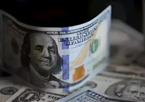 انخفاض الدين الخارجي لأجهزة الموازنة المصرية بمقدار 1.5 مليار دولار في العام المالي الحالي