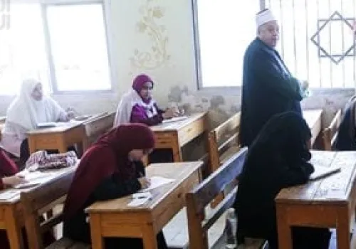انطلاق امتحانات مادة الصرف للقسم الأدبي في الشهادة الثانوية الأزهرية وسط استعدادات مكثفة