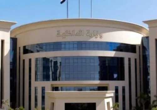 وزارة الداخلية تسهل إجراءات الحصول على الخدمات الشرطية للمواطنين وتدعم الحالات الإنسانية