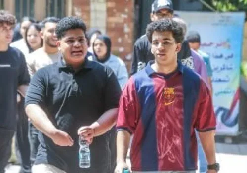طلاب الثانوية العامة يتوجهون اليوم لاختبار اللغة العربية بـ55 سؤالاً حاسماً في مسيرتهم التعليمية