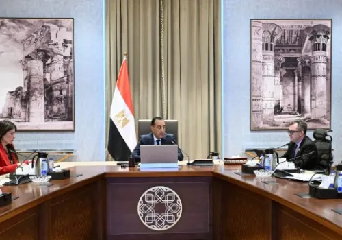 مصر تعزز أمنها المائي: مدبولي يؤكد أهمية التوسع في محطات تحلية مياه البحر