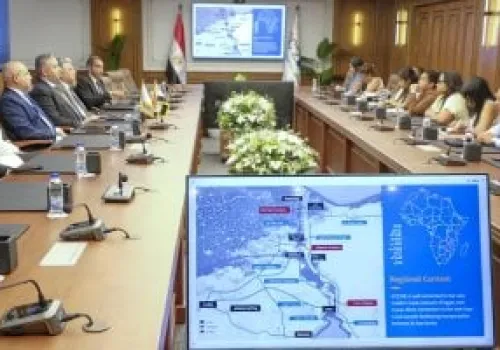 تعاون اقتصادي جديد: وفد مدغشقر يزور المنطقة الاقتصادية لقناة السويس لتعزيز الاستثمارات المشتركة