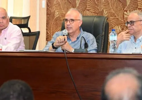 وزير الري يطلق خطة مبتكرة لإدارة المياه الصيفية من أسيوط: ورشة عمل تناقش التحديات والحلول