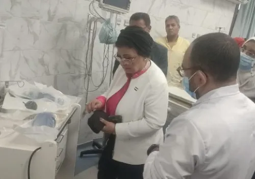 نائب وزير الصحة تتفقد مراكز الرعاية الأولية في سوهاج لتعزيز الخدمات الصحية للمواطنين
