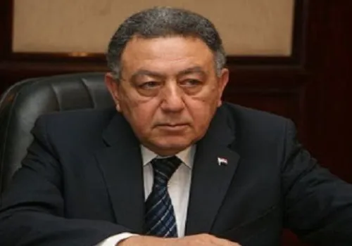 وزير الصحة الحالي ينعى الدكتور عمرو حلمي: فقدان رمز من رموز القطاع الصحي المصري