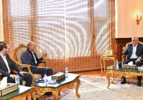 جمبلاط يؤكد انفتاح وزارة الإنتاج الحربي على شراكات عالمية لتعزيز الصناعة المحلية