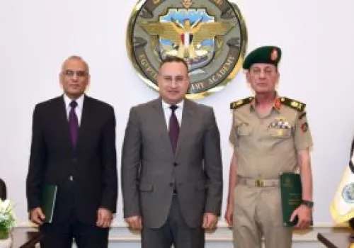 الأكاديمية العسكرية المصرية تعزز الابتكار بتوقيع بروتوكول تعاون مع أكاديمية البحث العلمي والتكنولوجيا