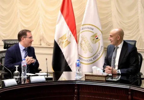 مصر والمملكة المتحدة تتعاونان لتعزيز جودة التعليم الفني والمدارس