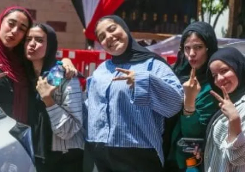مراجعة شاملة لمادة الكيمياء: استعد لامتحانات الثانوية العامة بأسئلة وتدريبات متوقعة