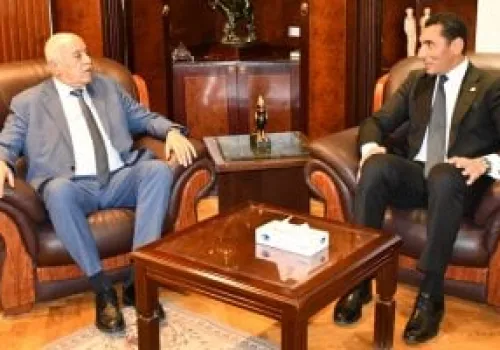 وزير الشباب والرياضة المصري يلتقي برئيس المجلس الأعلى الفلسطيني لتعزيز التعاون الرياضي والشبابي