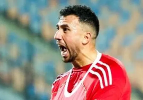الأهلي يطرح خيارين لتريزيجيه: تخفيض العقد أو الانتقال إلى الخليج