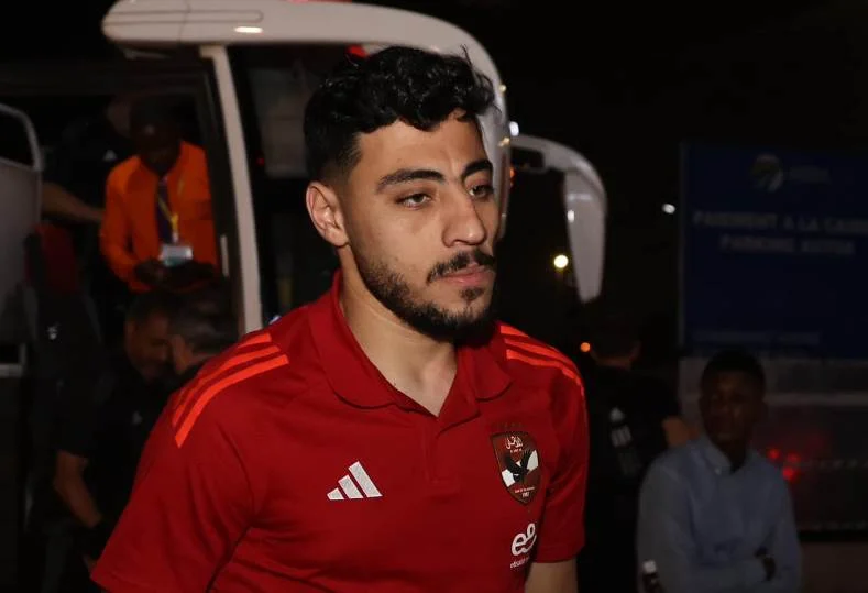 الأهلي يترقب عودة أكرم توفيق ويستكشف خيارات طارق علاء في سوق الانتقالات